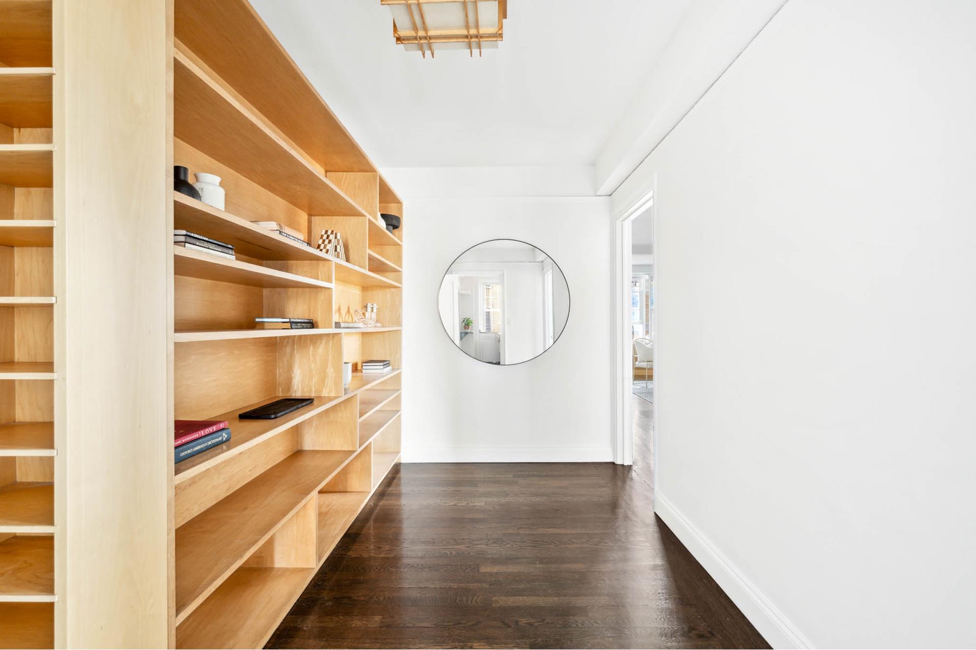 302 W 12TH Street 10A