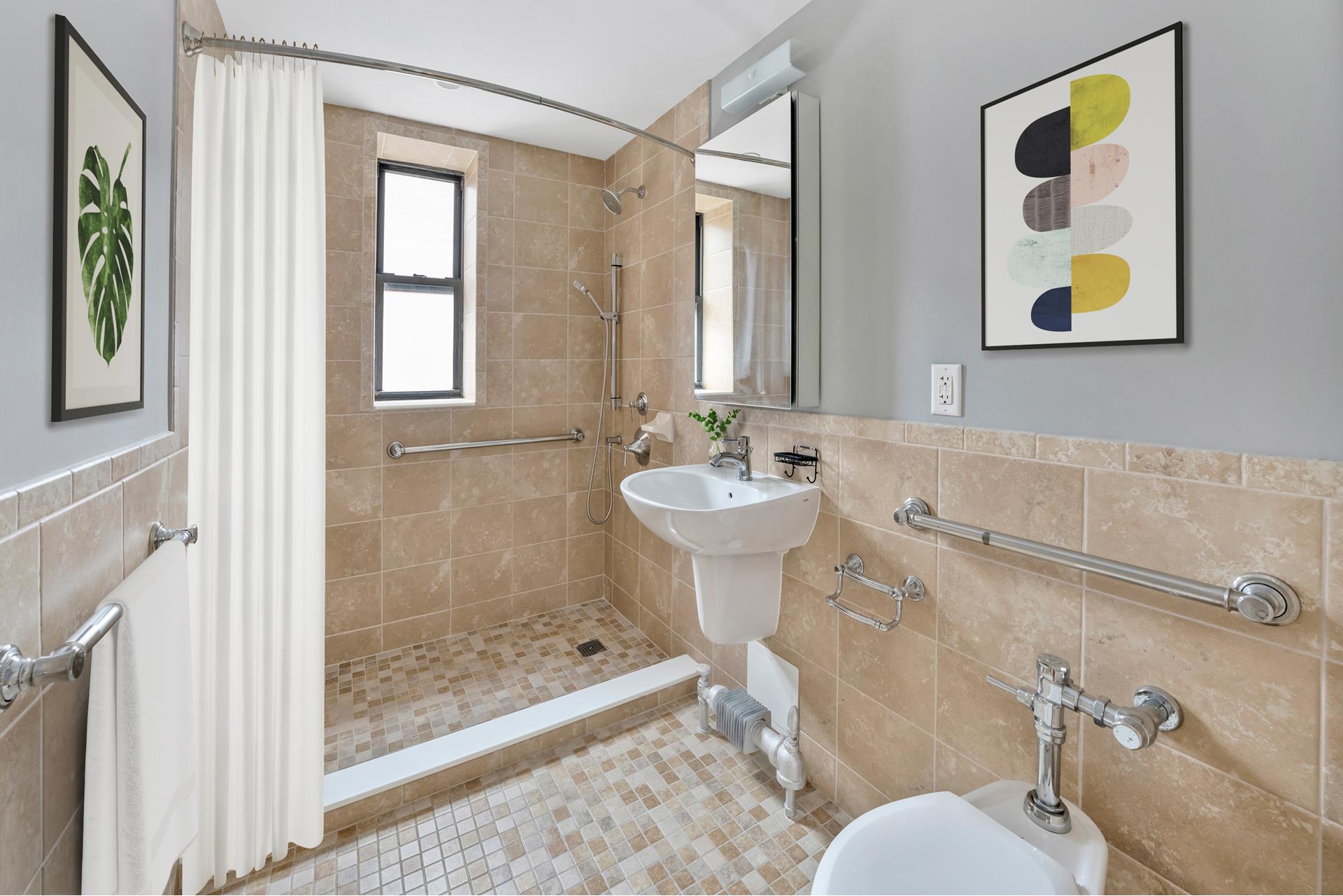 60 E 9TH Street 503