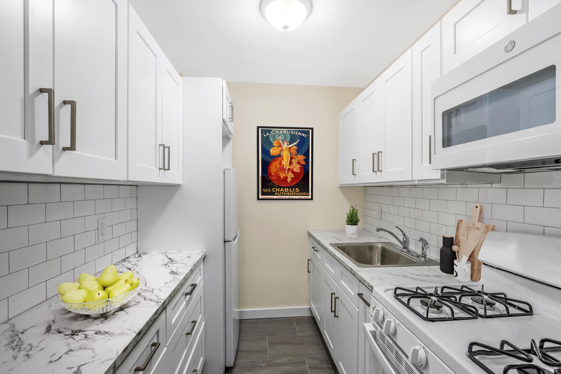 60 E 9TH Street 503