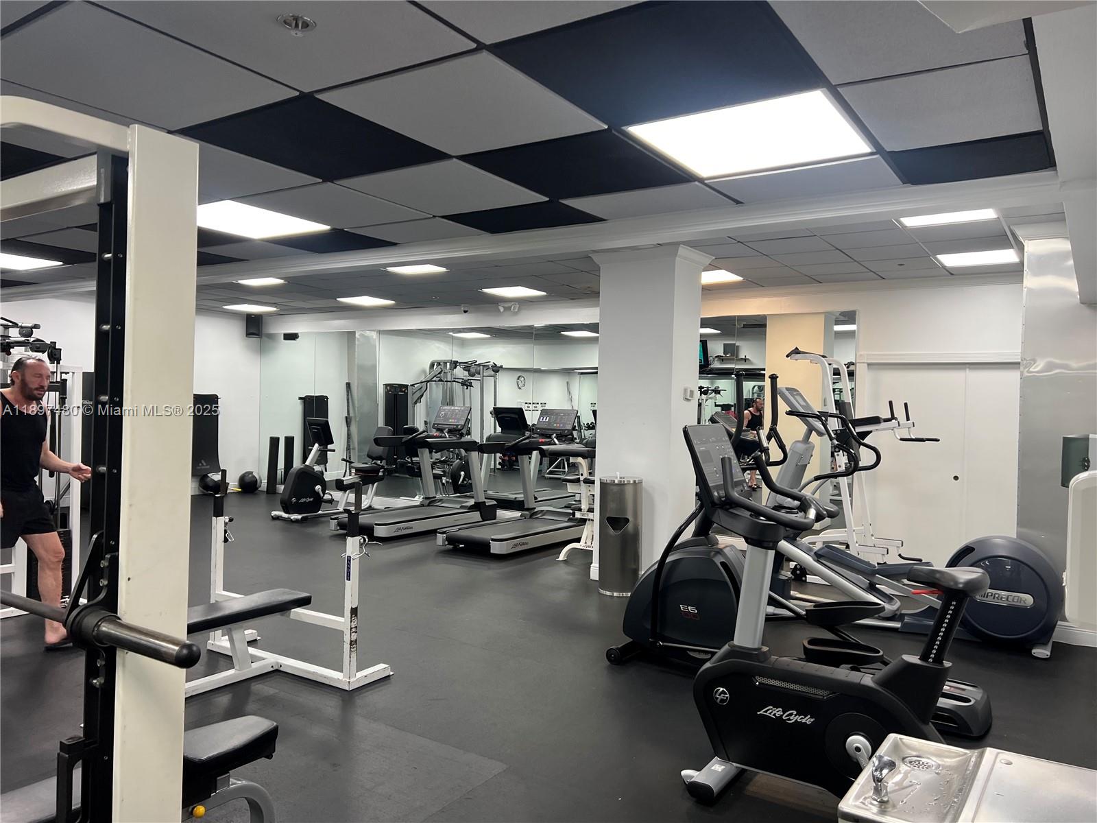 555 NE 15th St # 411