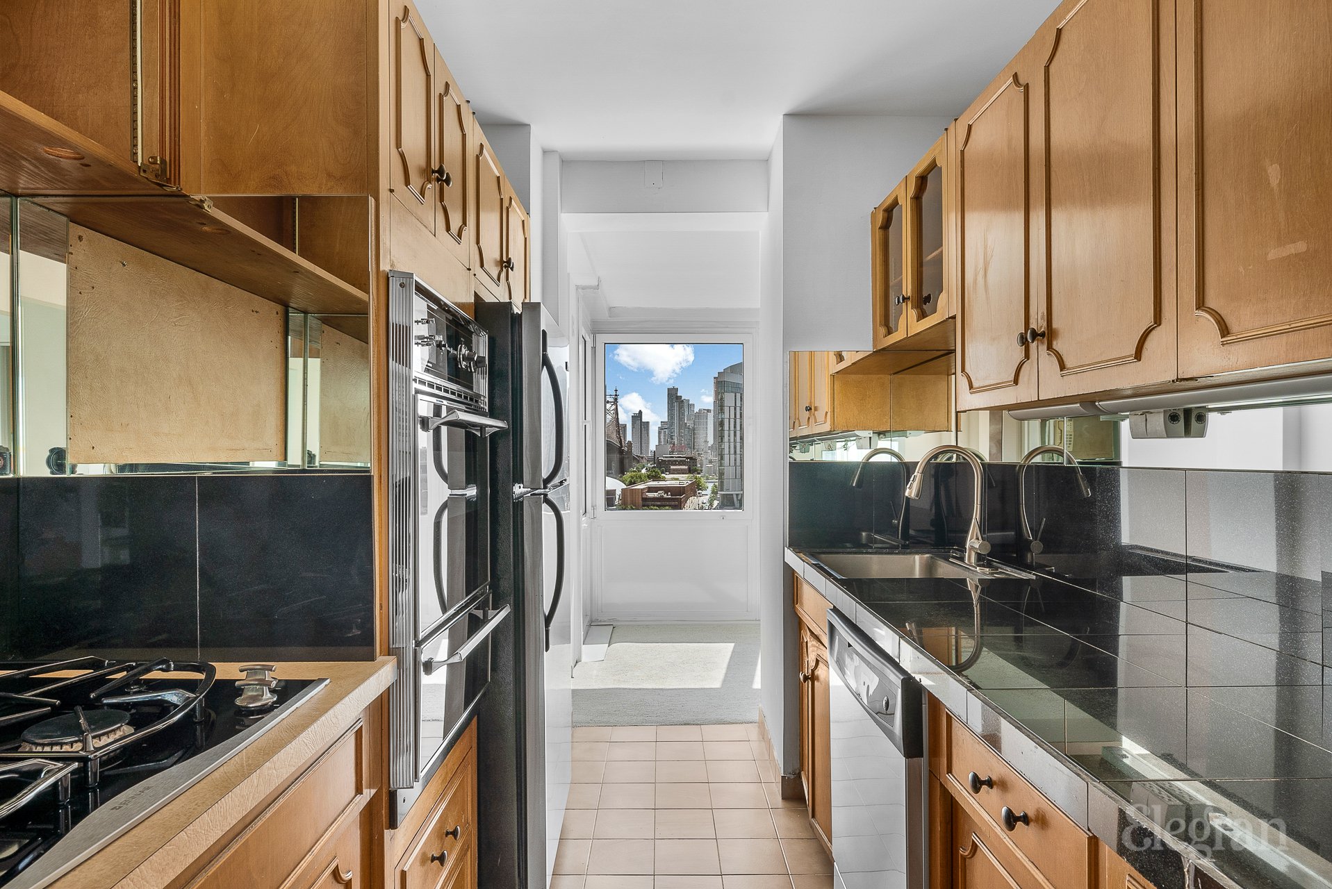 35 Sutton Place 7-B