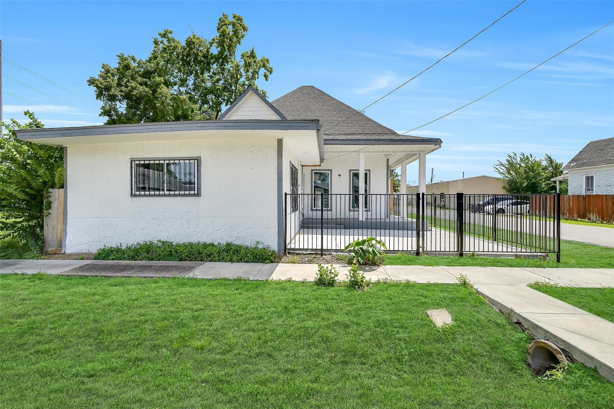 1912 Gentry Street