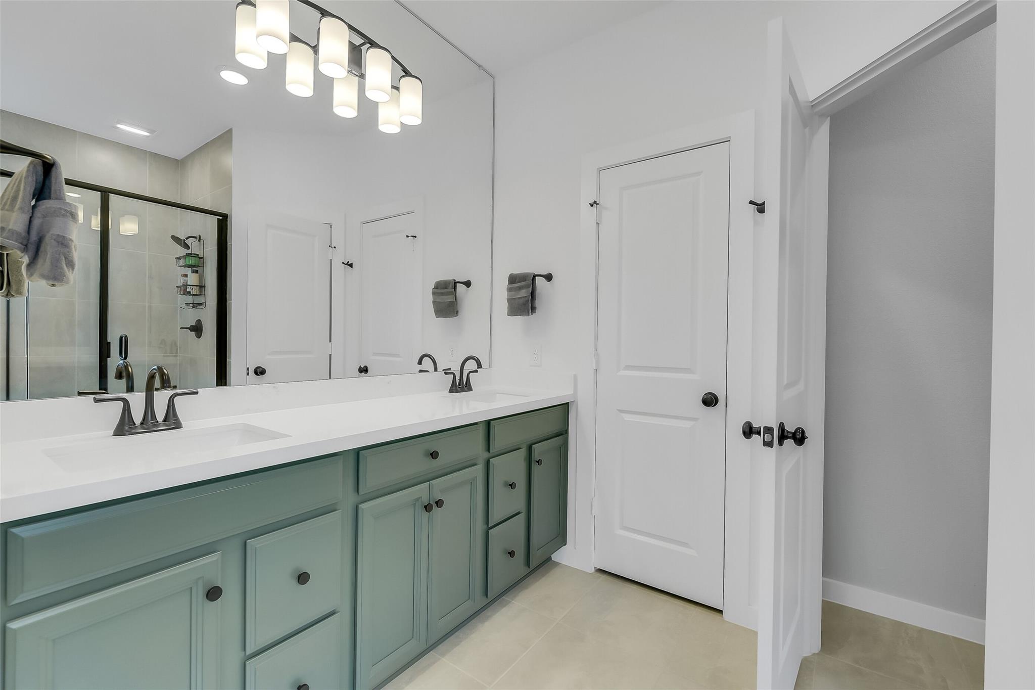 15331 Algunas Plumas Street