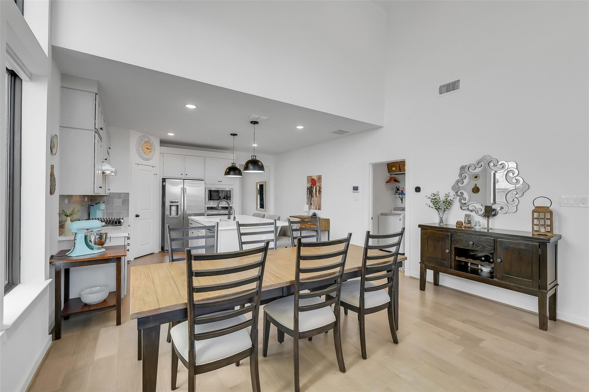 15331 Algunas Plumas Street