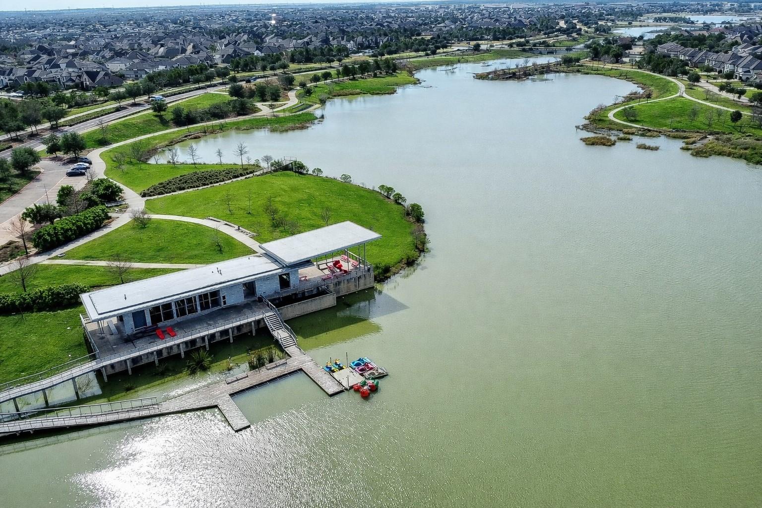 15331 Algunas Plumas Street