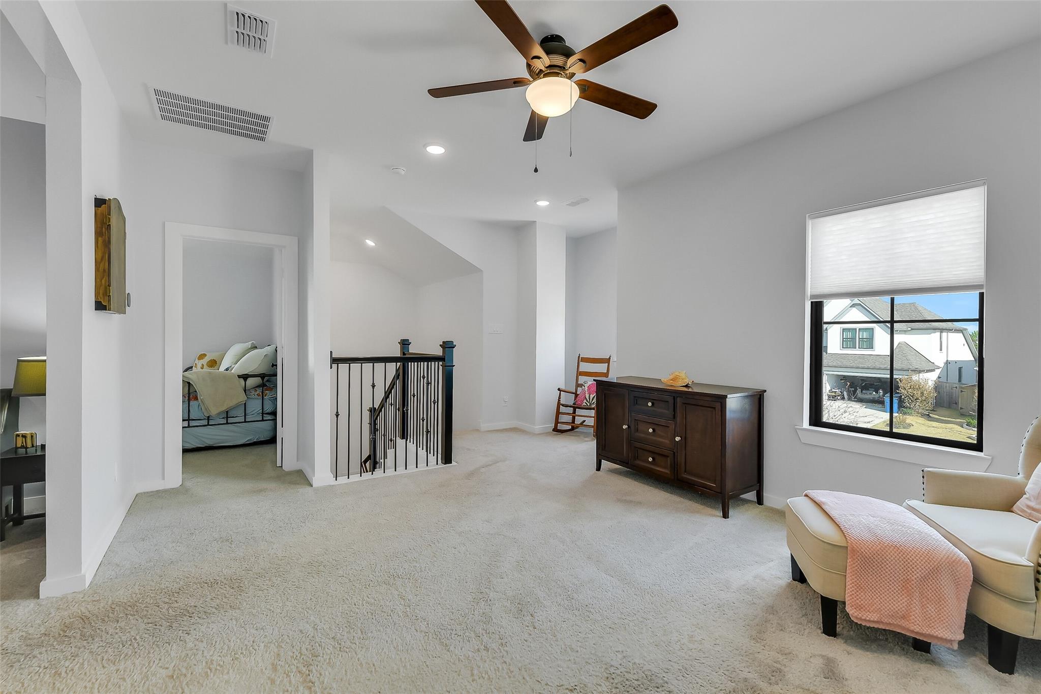 15331 Algunas Plumas Street