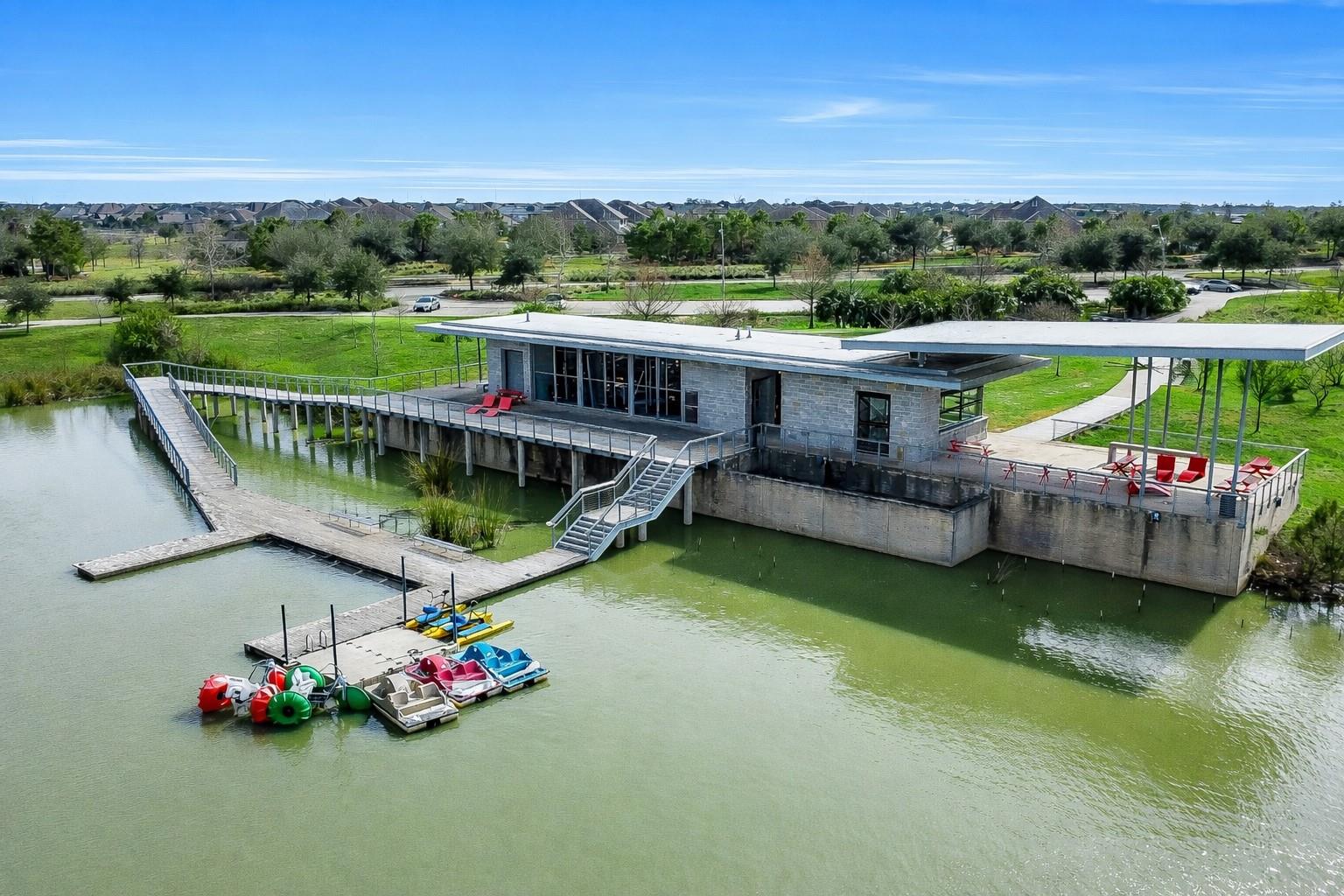 15331 Algunas Plumas Street