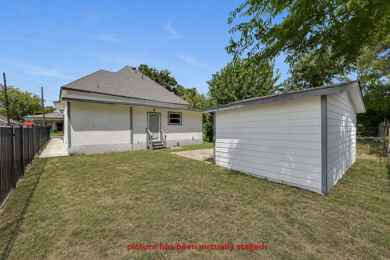1912 Gentry Street