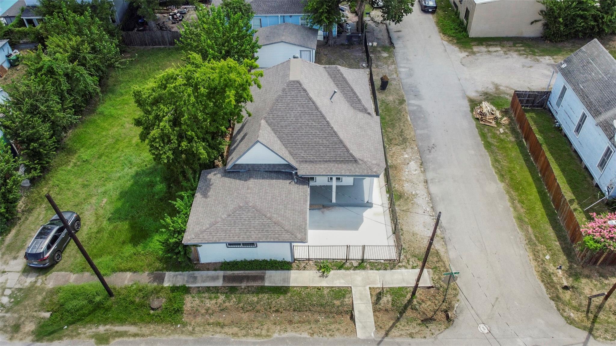 1912 Gentry Street