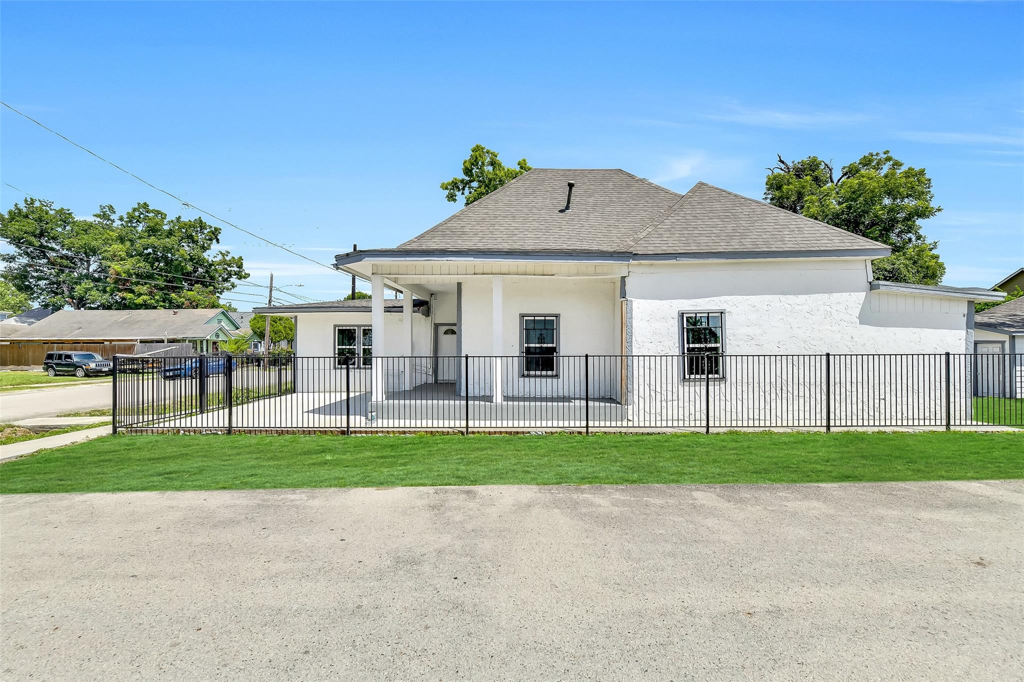 1912 Gentry Street