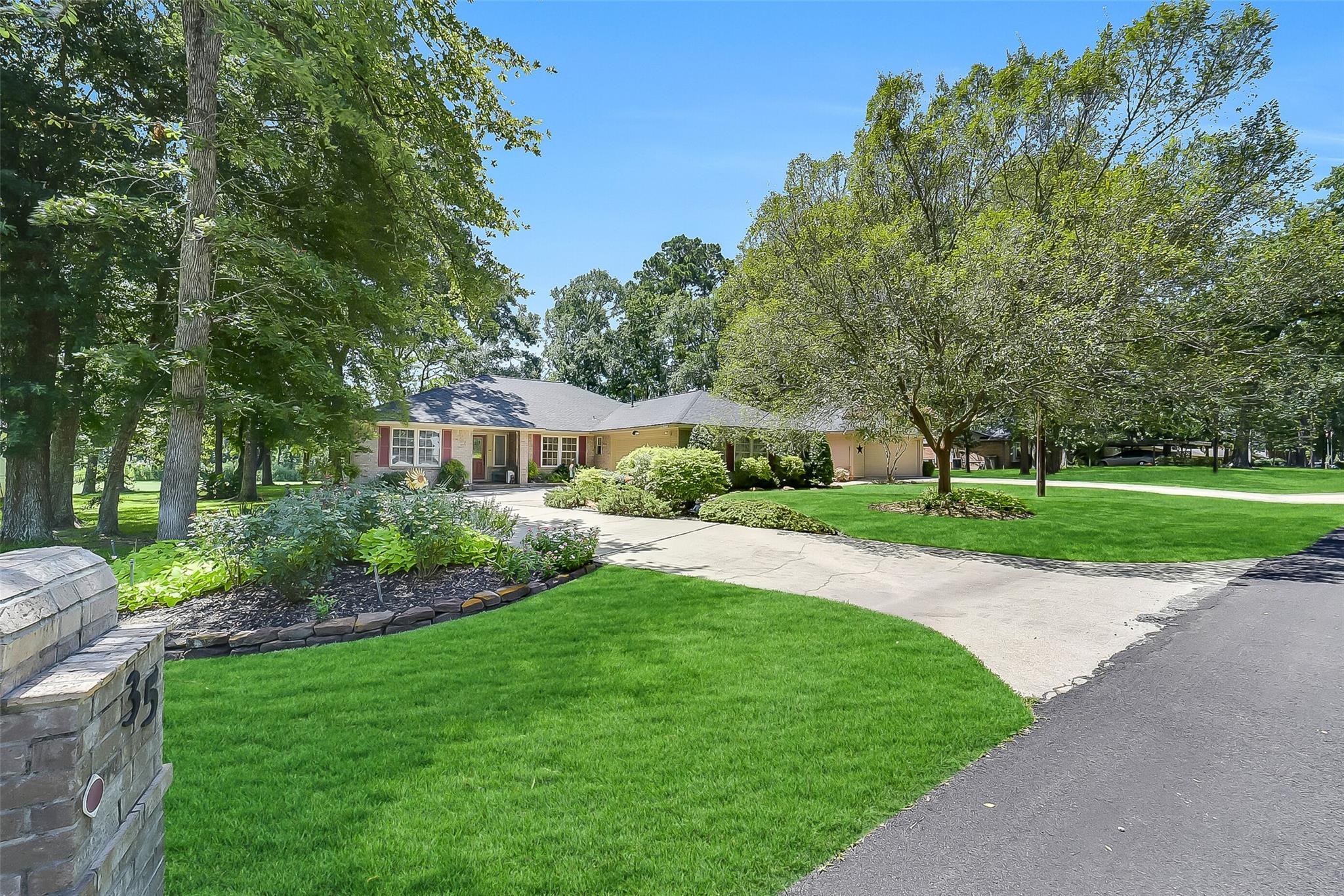 35 Blush Hill Drive