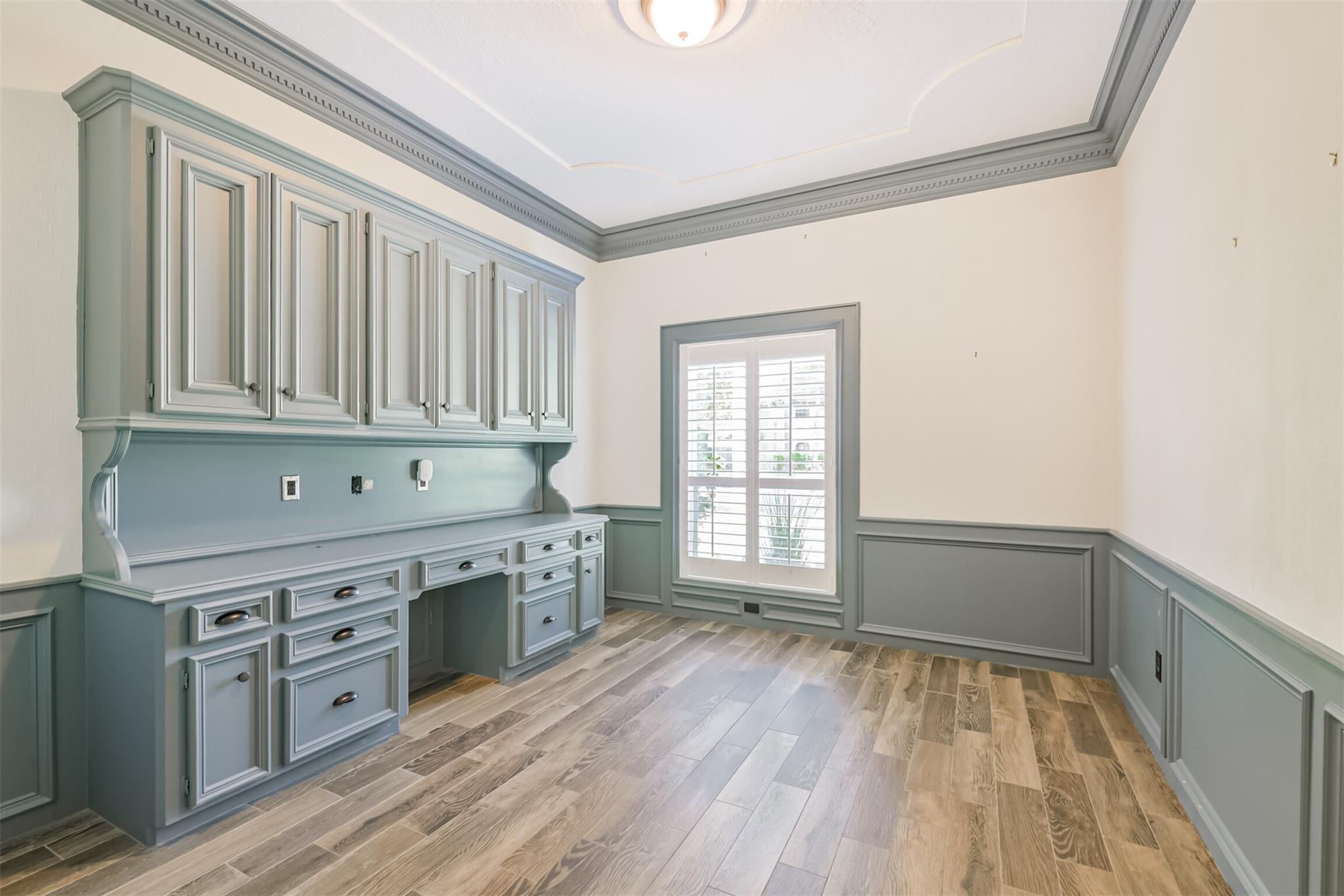 27 Hornsilver Place