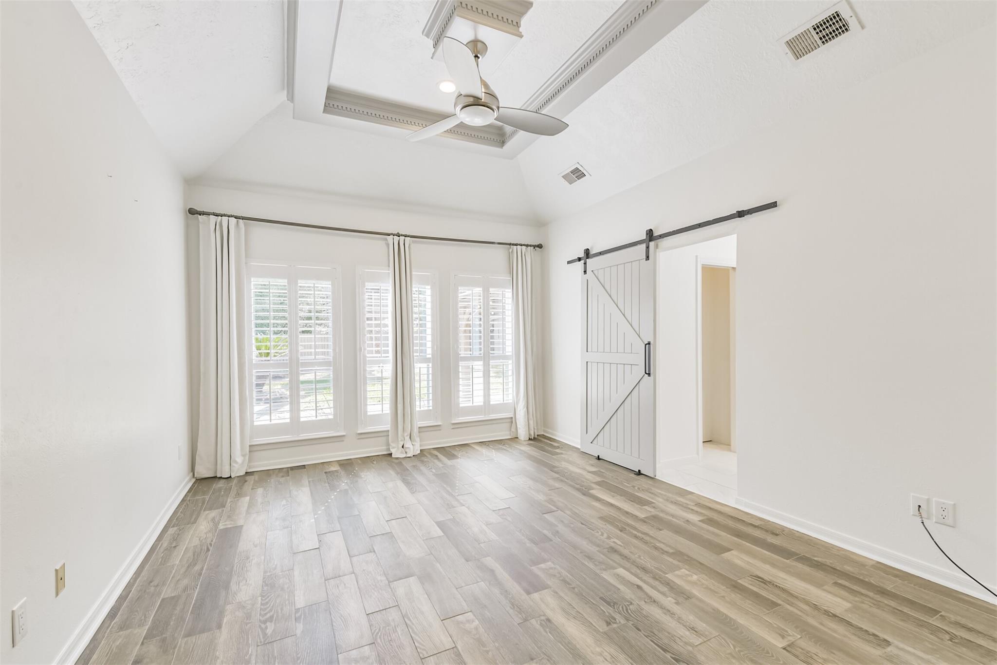 27 Hornsilver Place