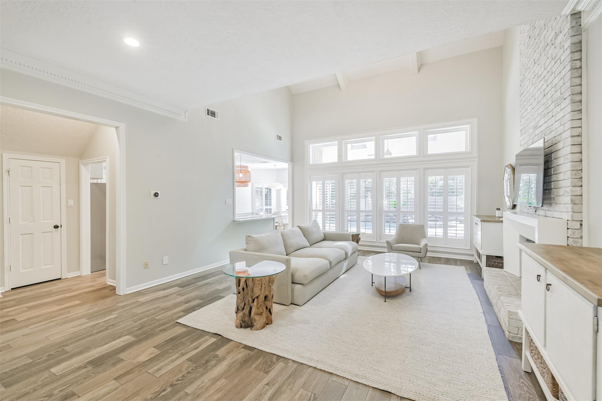 27 Hornsilver Place