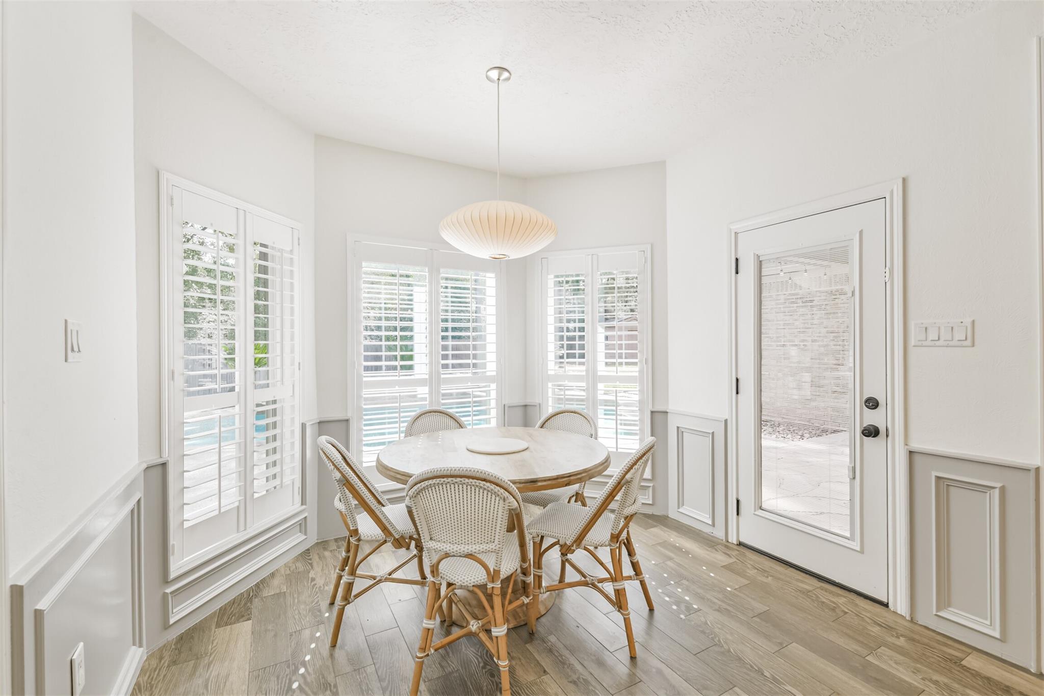27 Hornsilver Place