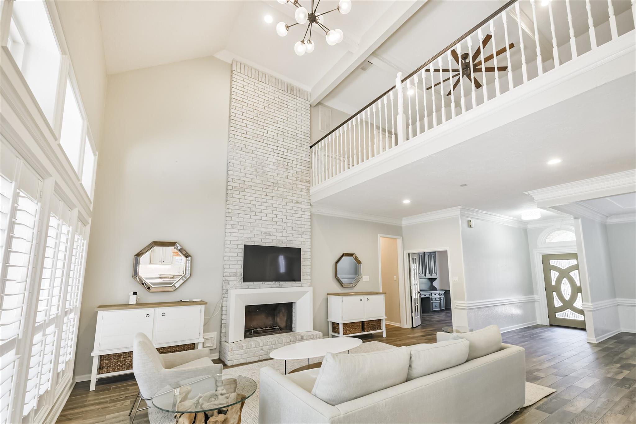 27 Hornsilver Place
