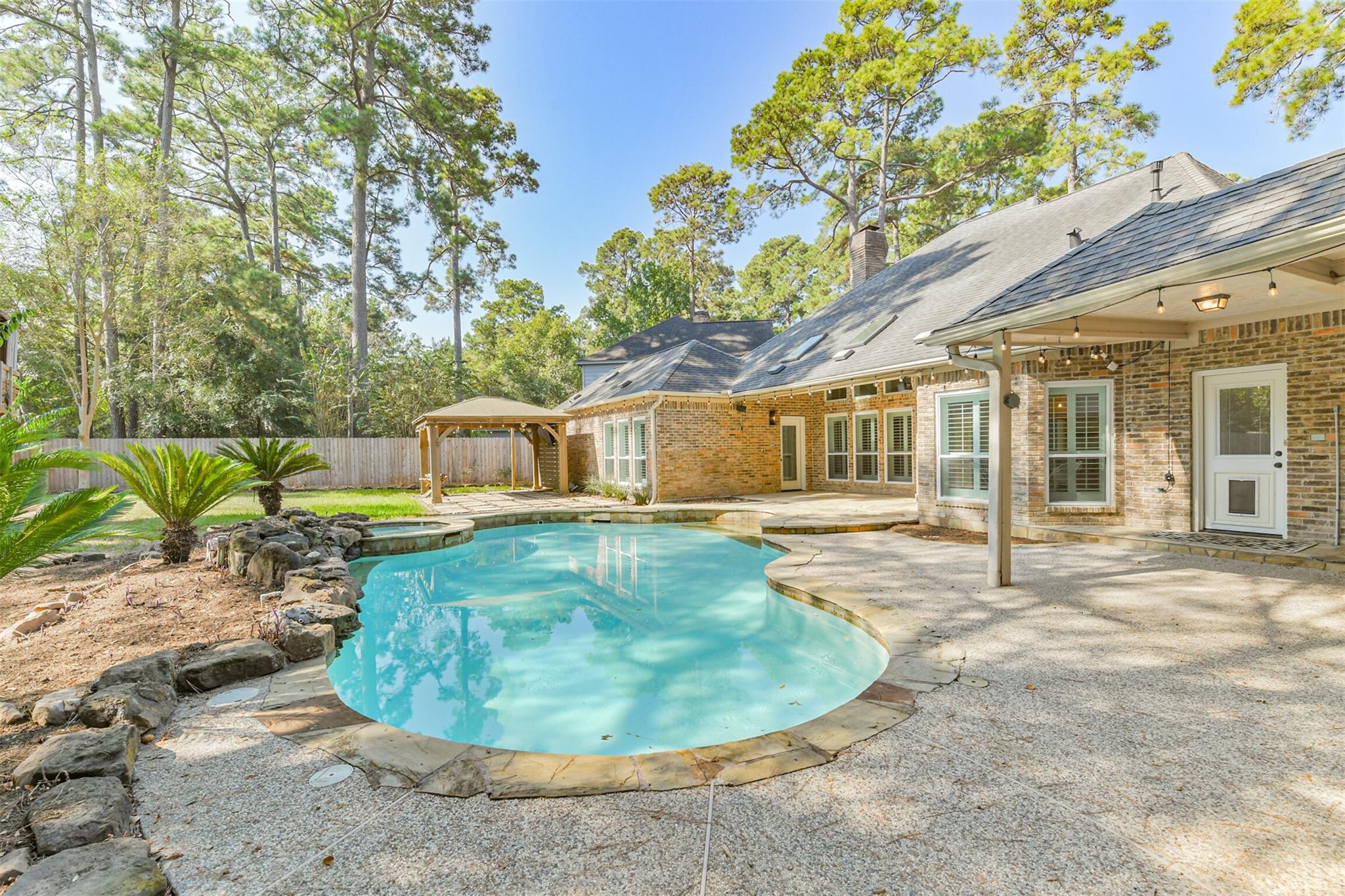 27 Hornsilver Place