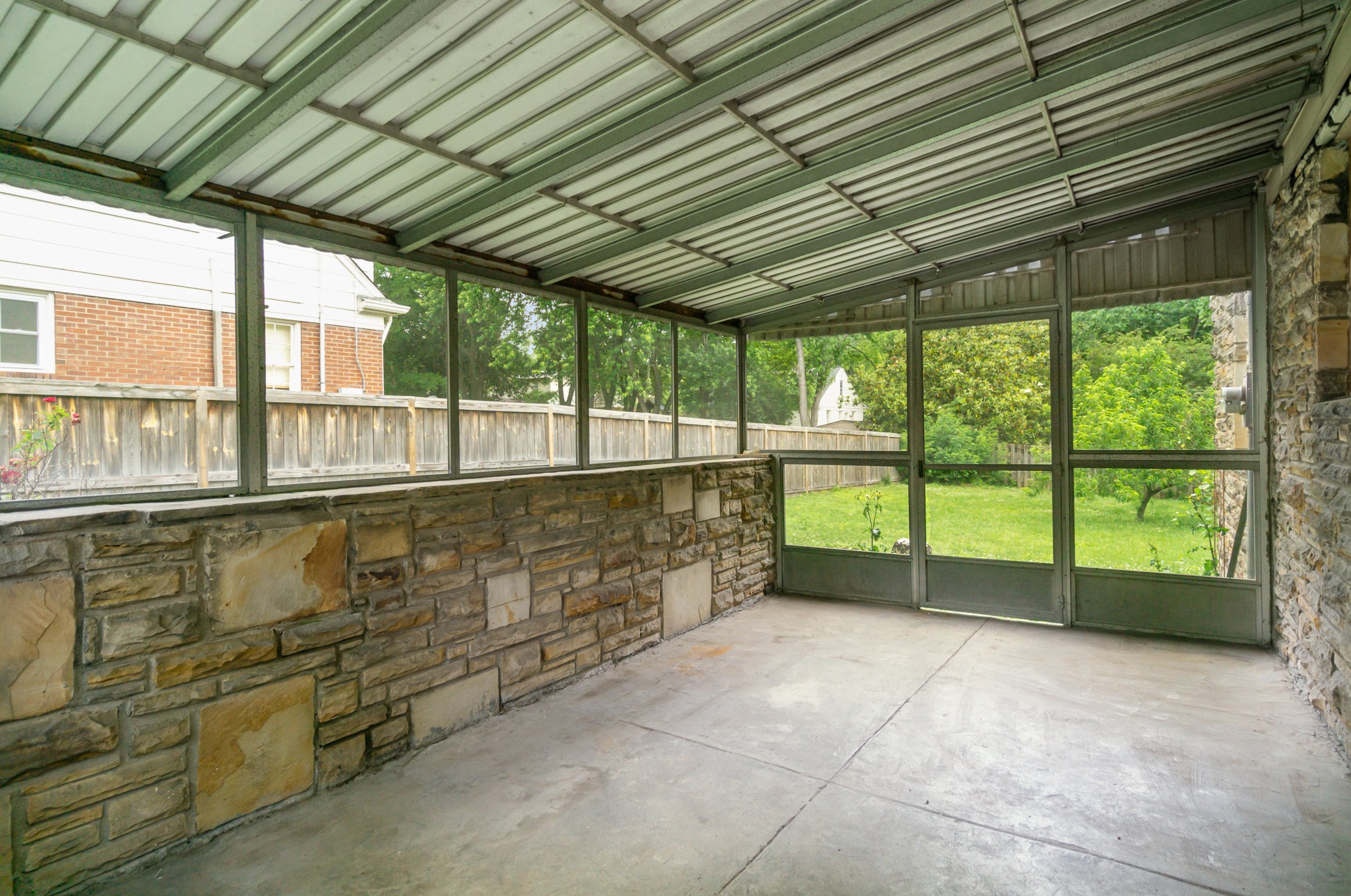 3506 Foxhall Rd