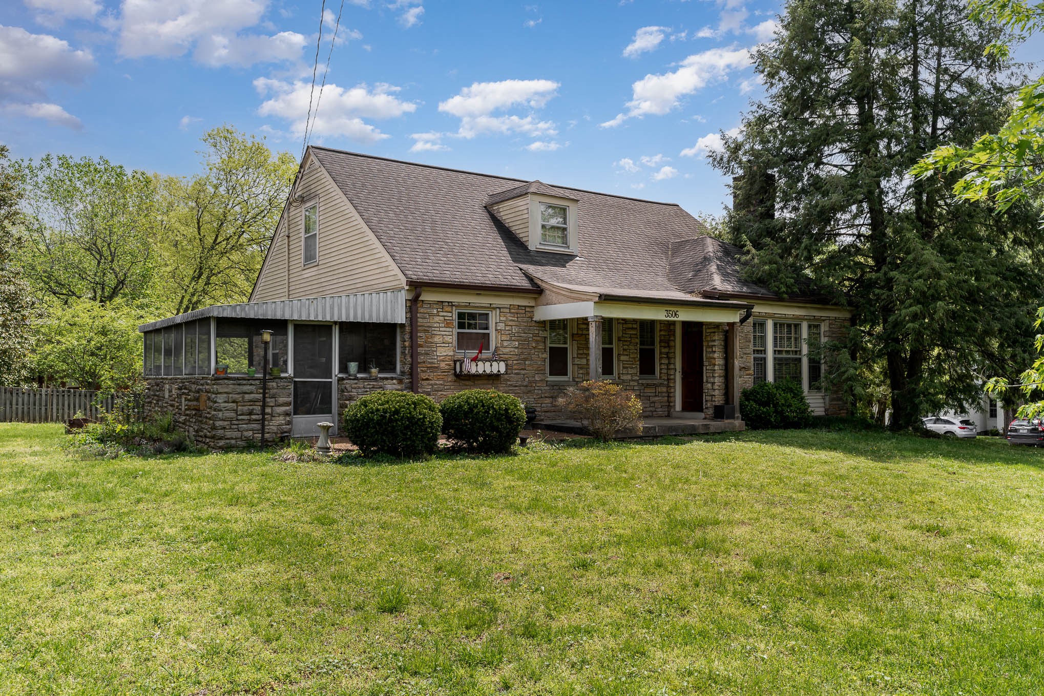 3506 Foxhall Rd