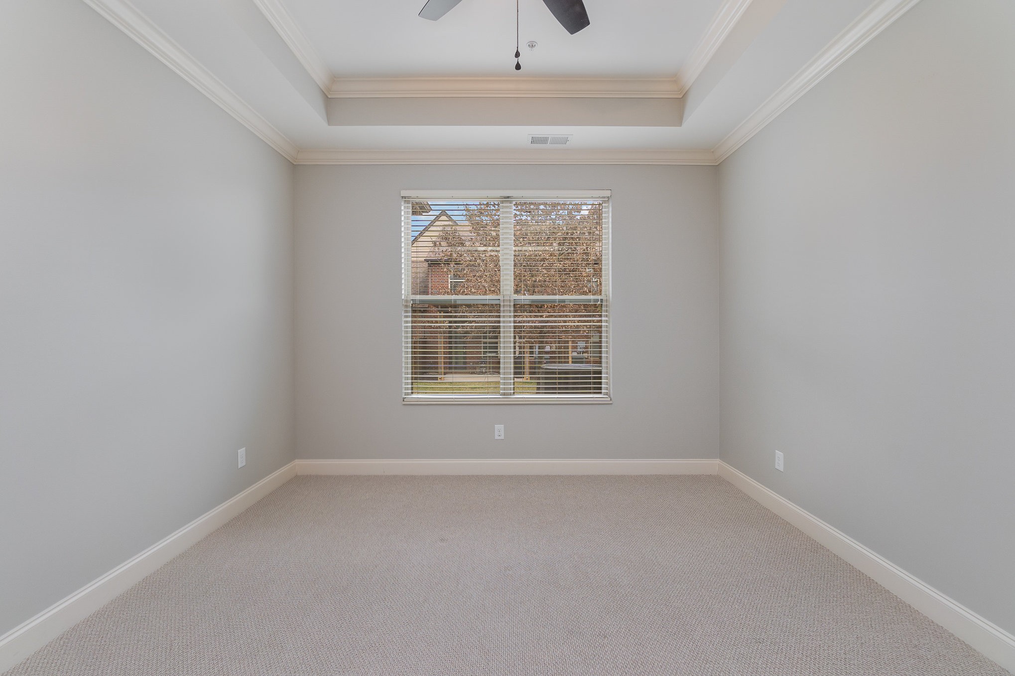140 Ambassador Private Cir