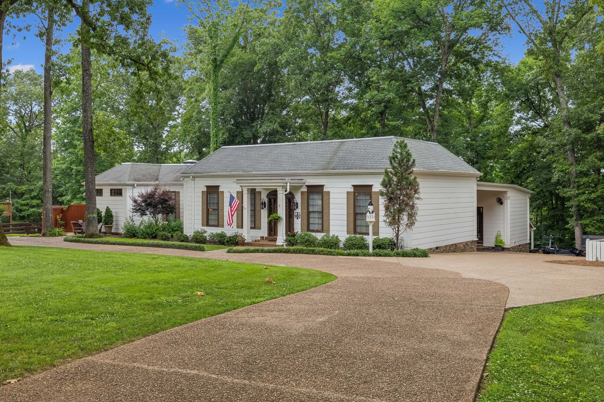 221 Harpeth View Trail
