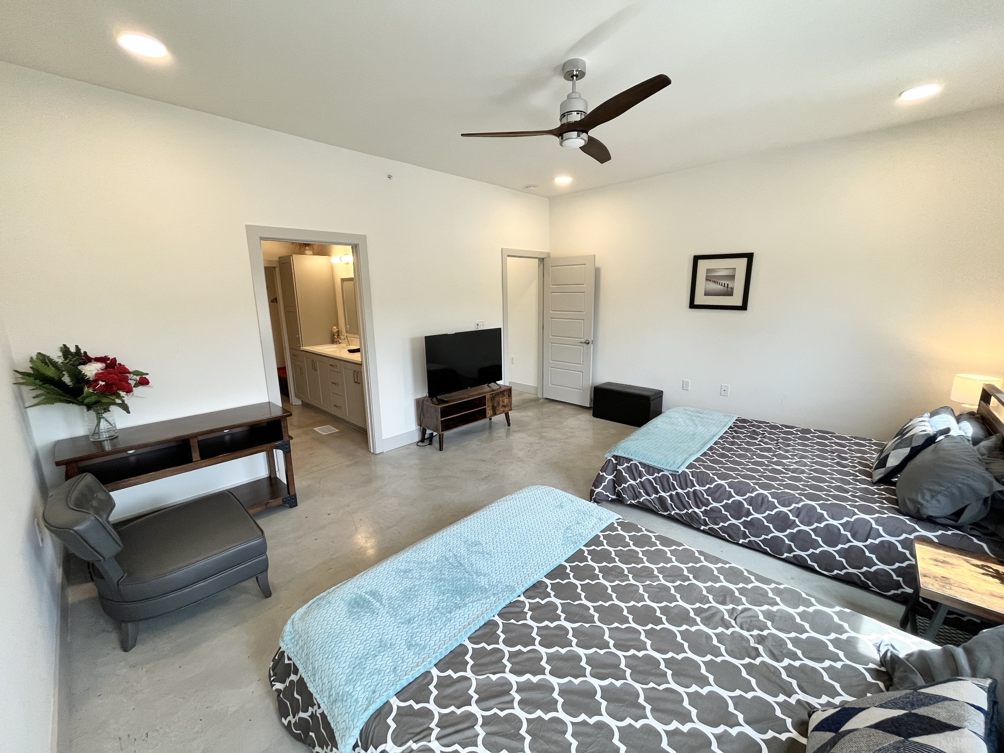 374 Herron Dr Unit: 10