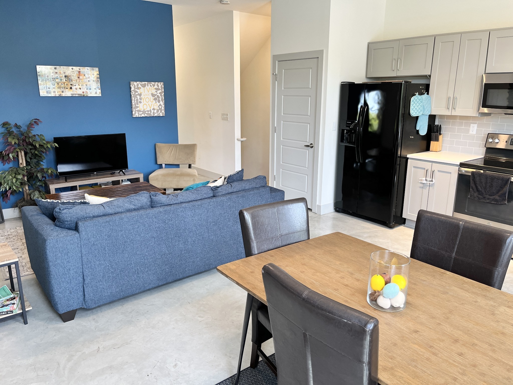 374 Herron Dr Unit: 10