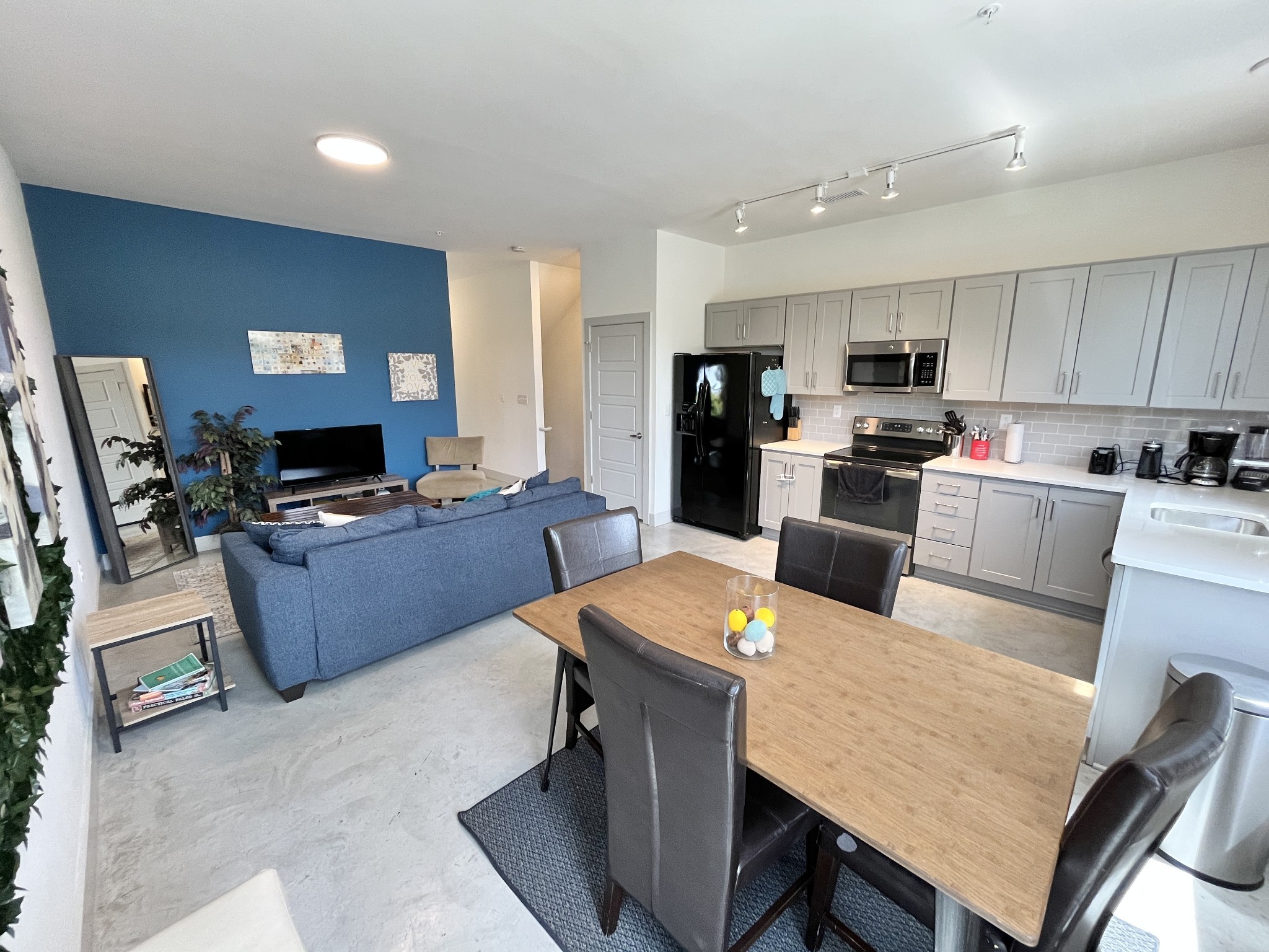 374 Herron Dr Unit: 10