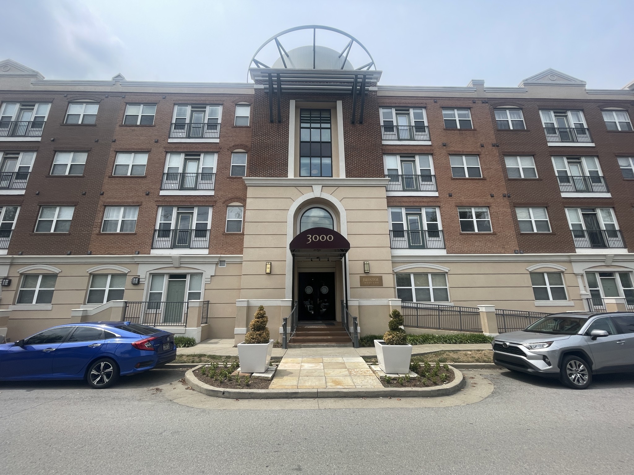3000 Vanderbilt Pl Unit: 124