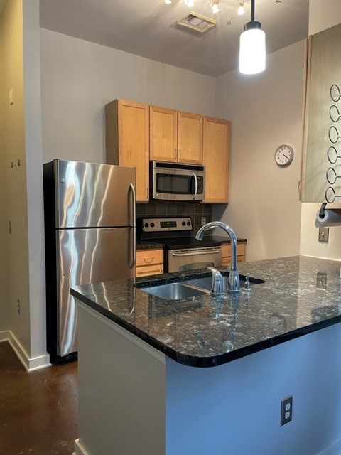 3000 Vanderbilt Pl Unit: 124