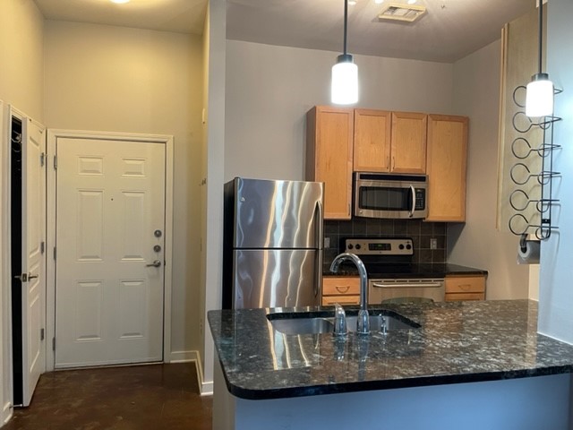 3000 Vanderbilt Pl Unit: 124