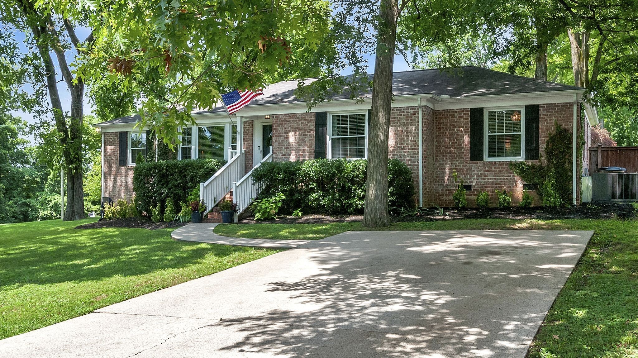 1220 Davidson Rd