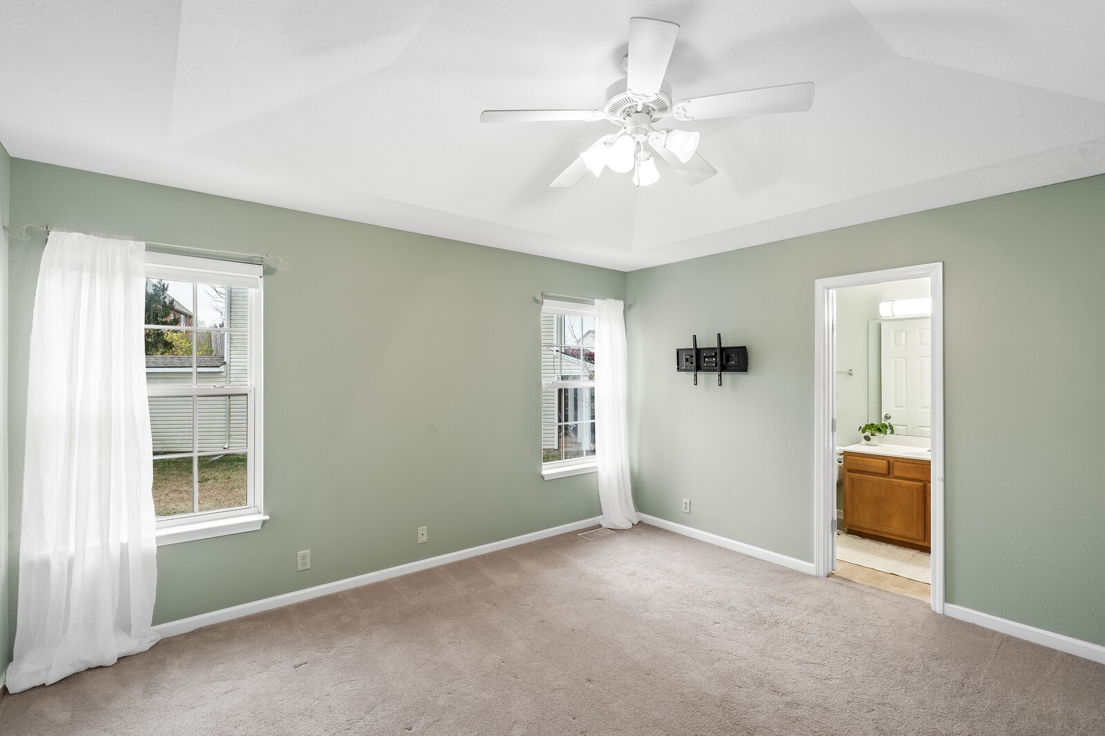 219 Buck Run Dr