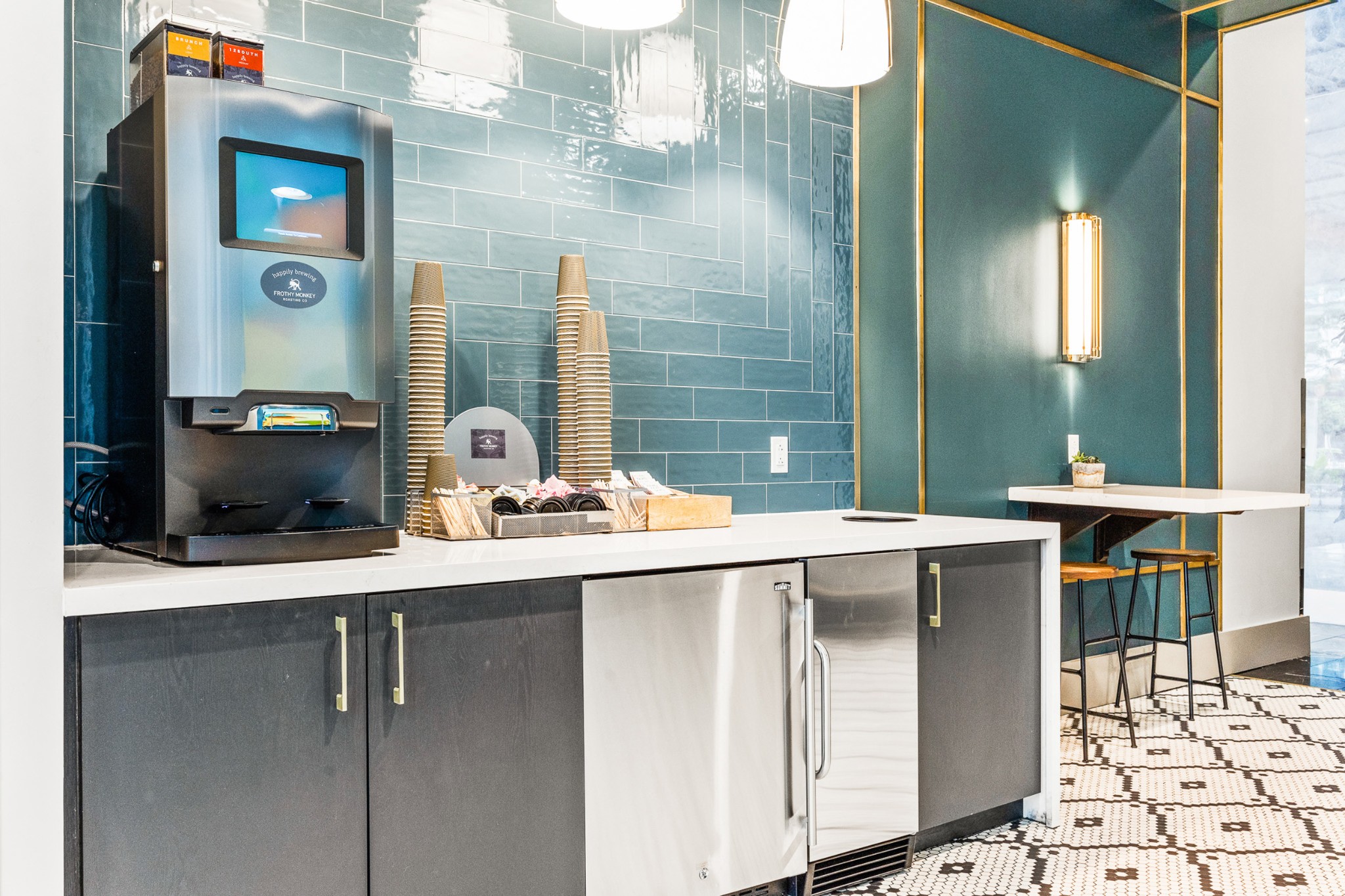 1616 West End Ave Unit: 2004