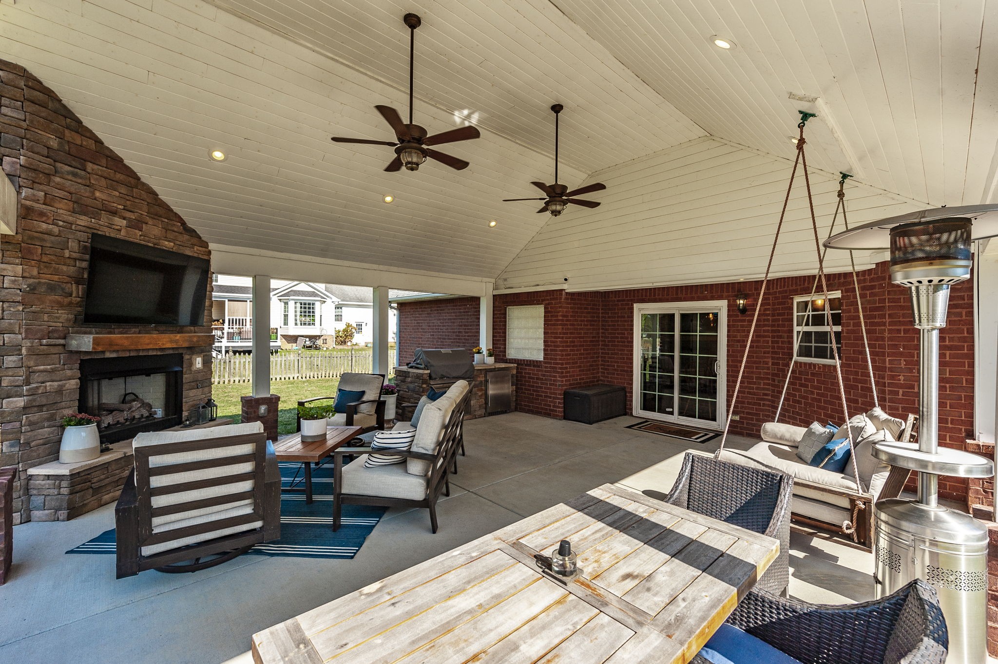 123 Audubon Ln