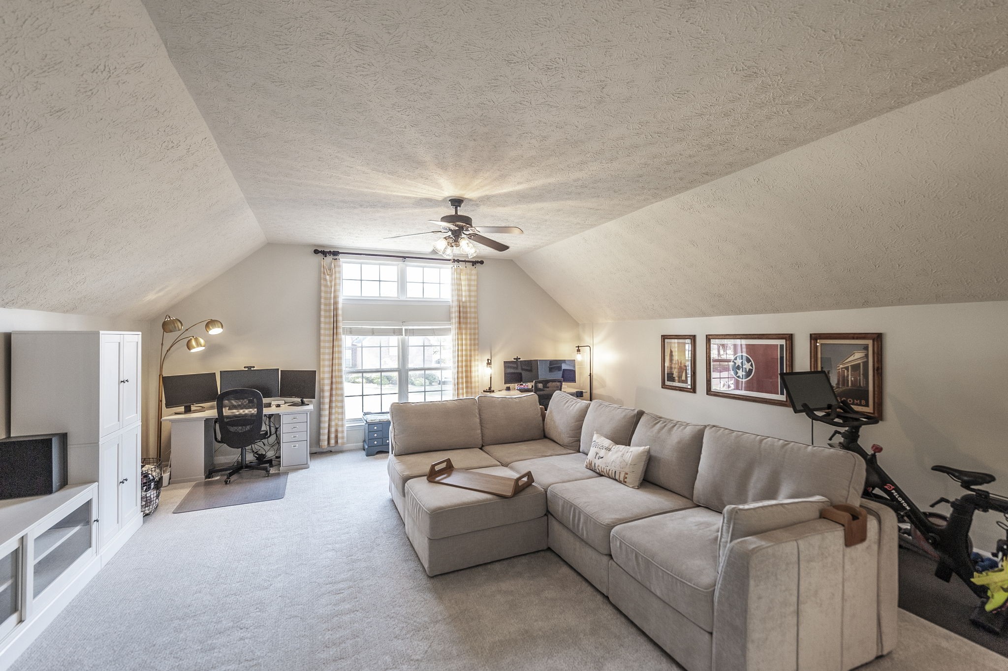 123 Audubon Ln