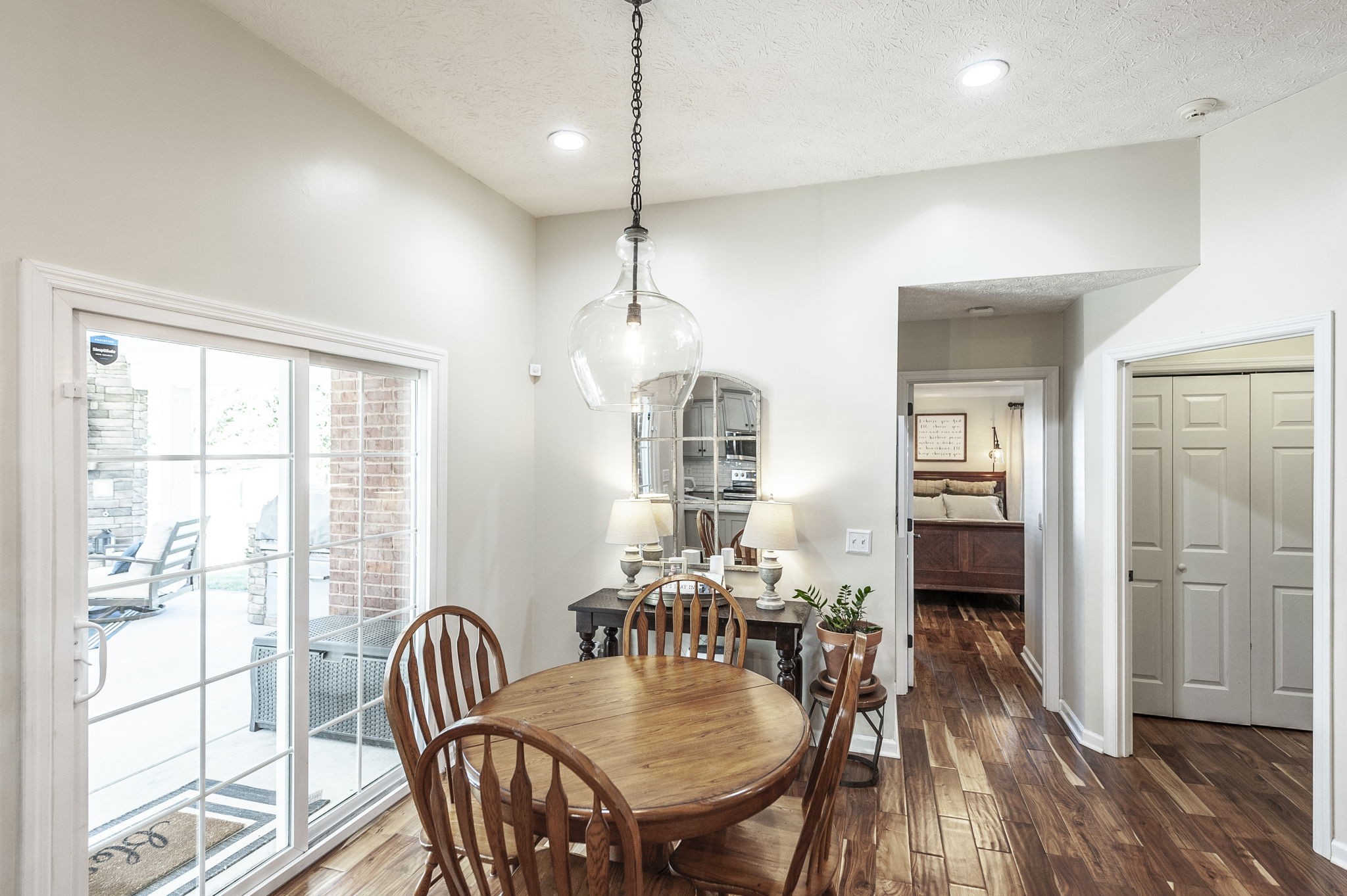 123 Audubon Ln