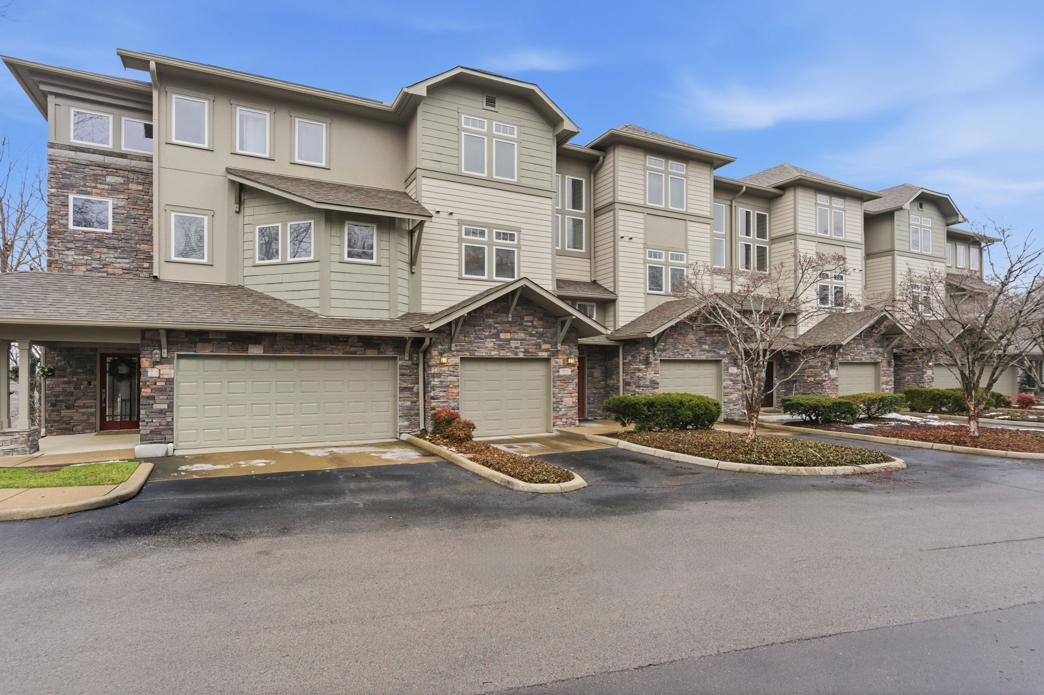 320 Old Hickory Blvd Unit: 703