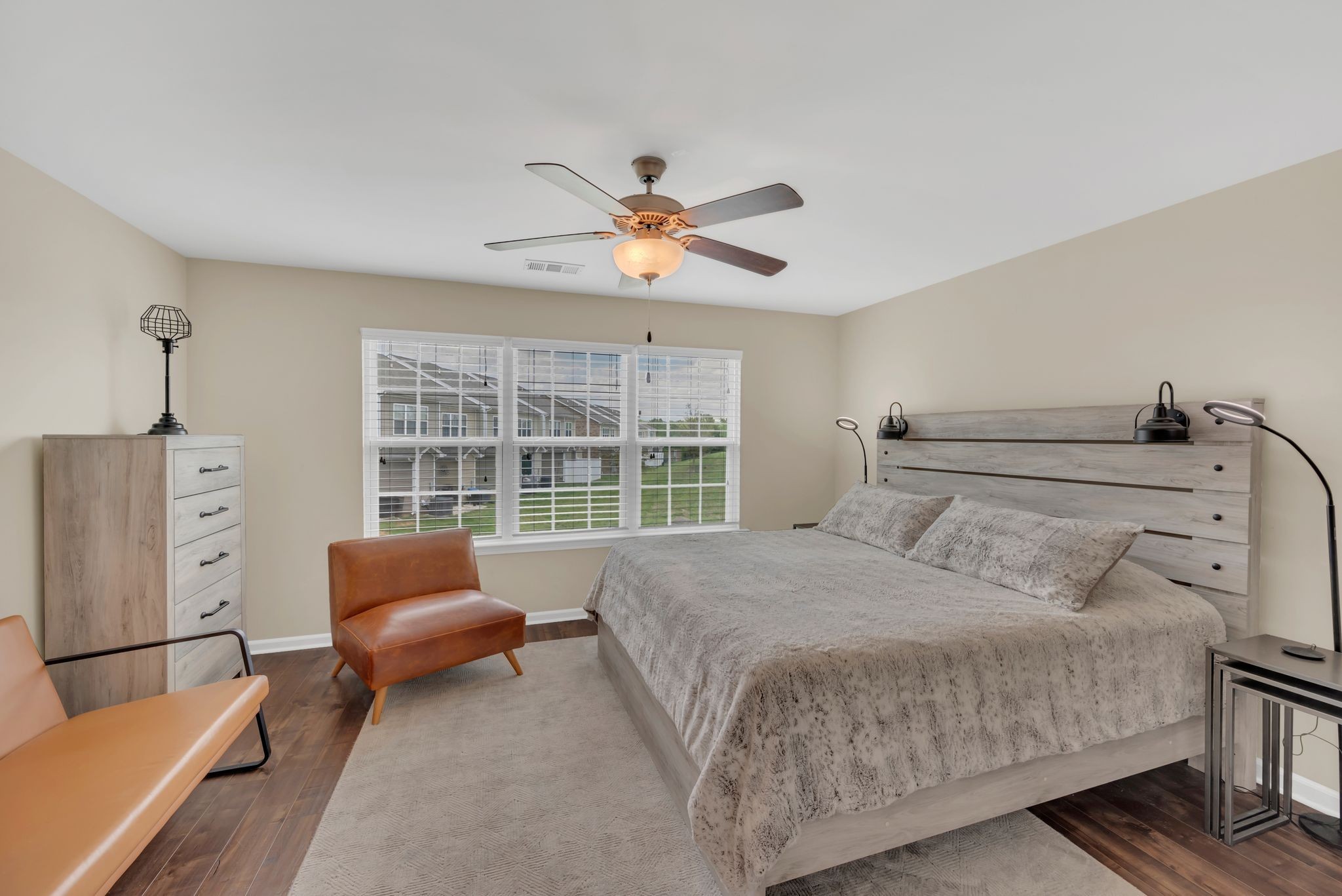 127 Cobblestone Place Dr