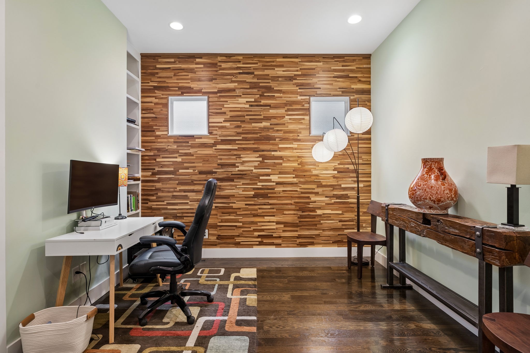 606 Hume St Unit: A