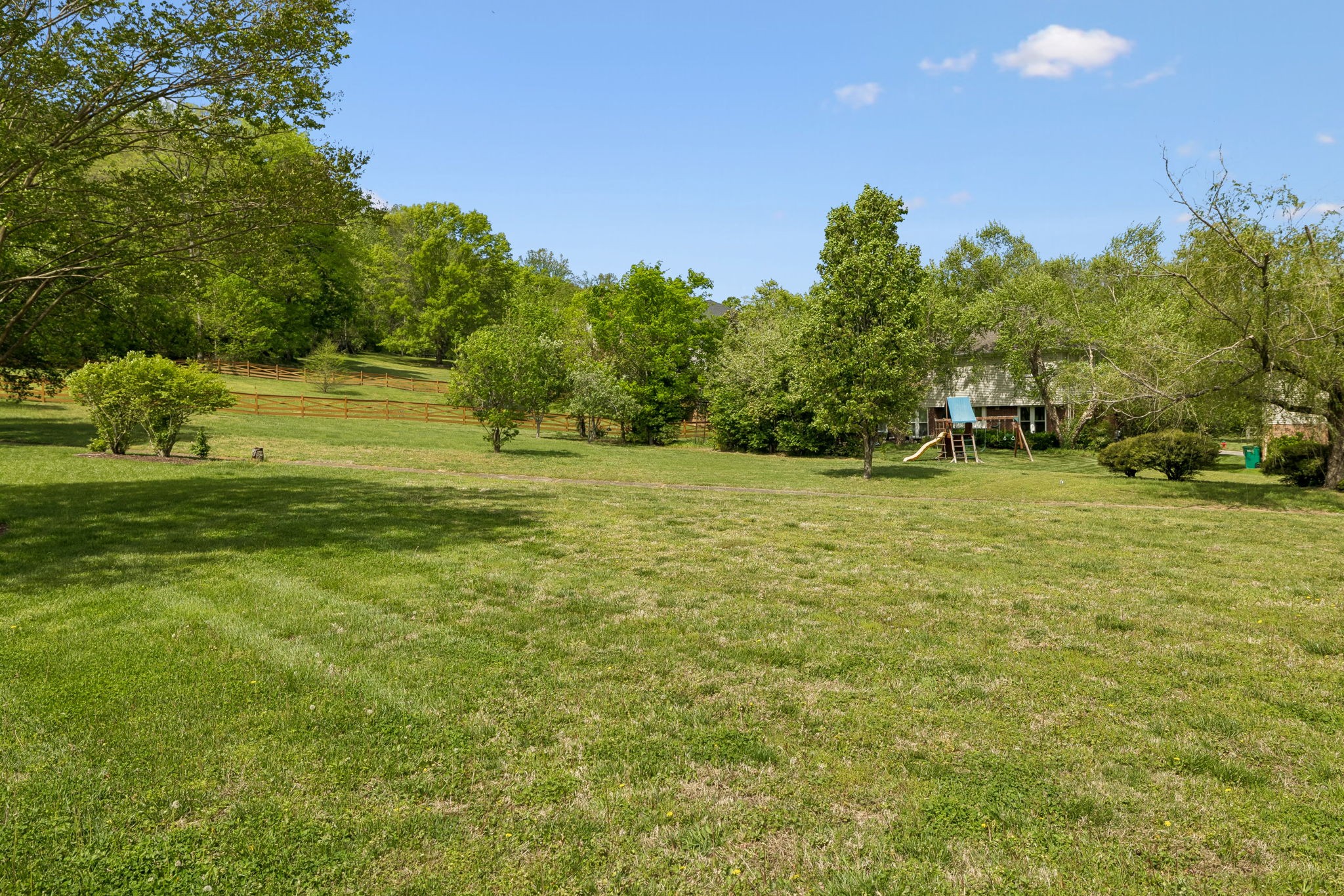 1067 Holly Tree Farms Rd