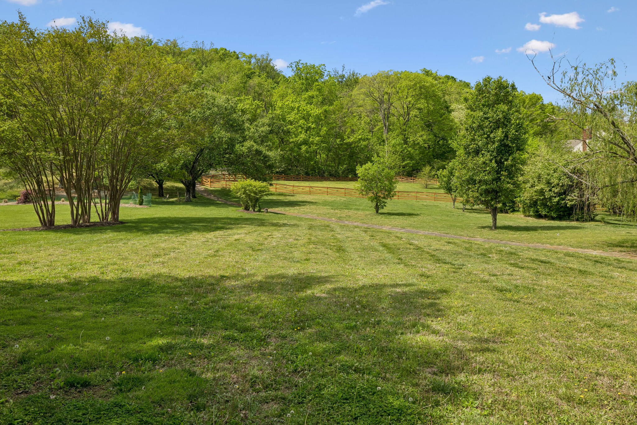 1067 Holly Tree Farms Rd
