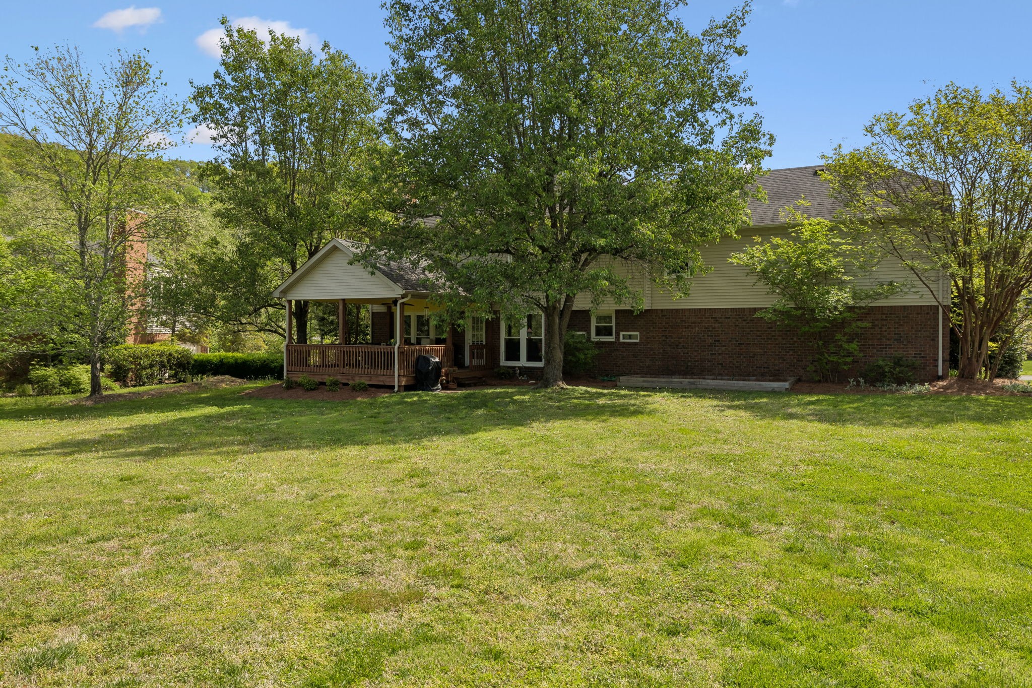 1067 Holly Tree Farms Rd