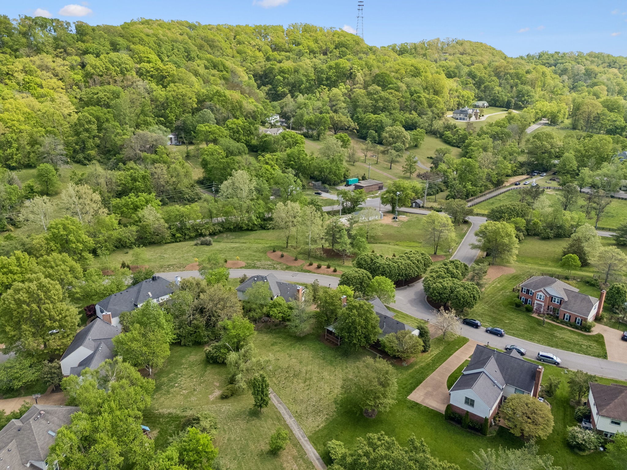 1067 Holly Tree Farms Rd