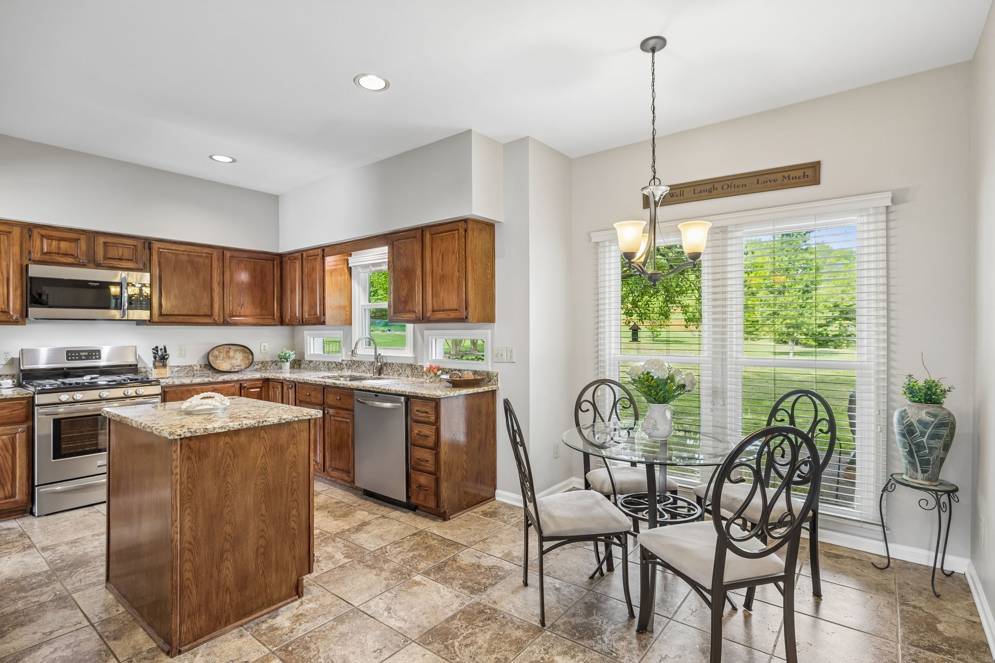 1067 Holly Tree Farms Rd