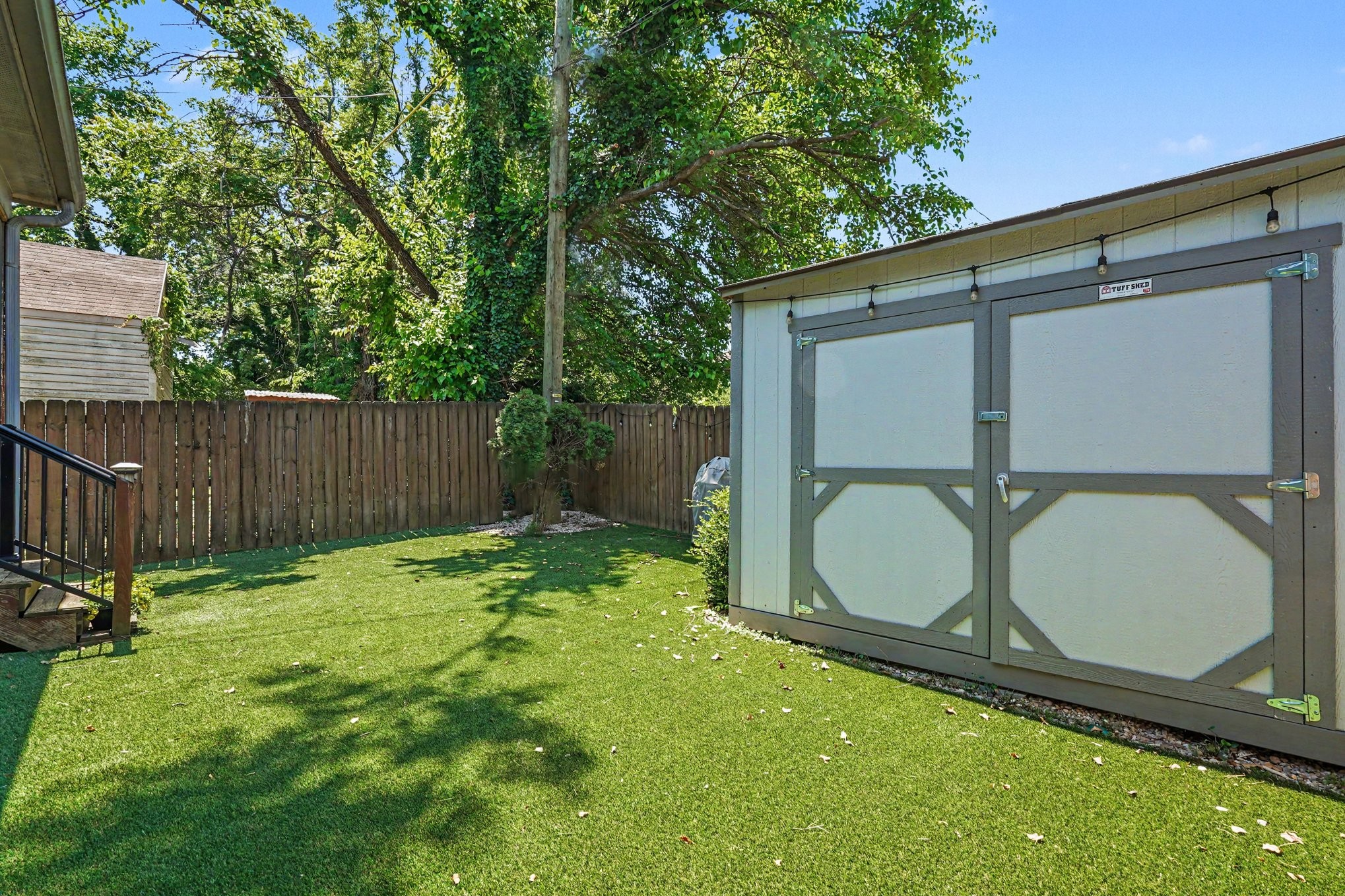 713 Groves Park Rd