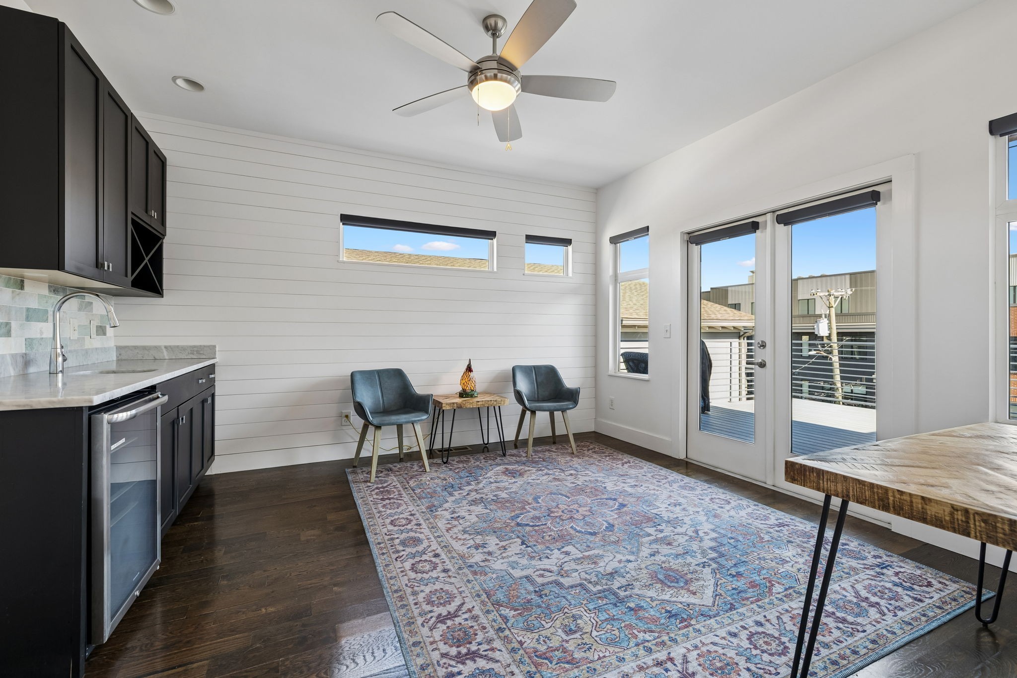 606 Hume St Unit: A
