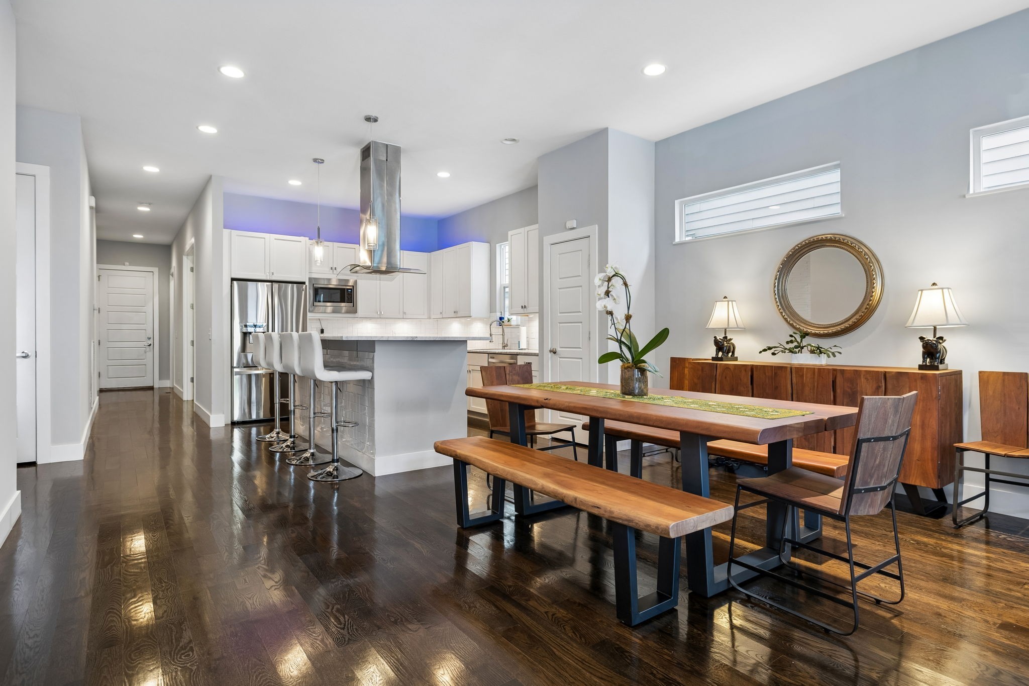 606 Hume St Unit: A