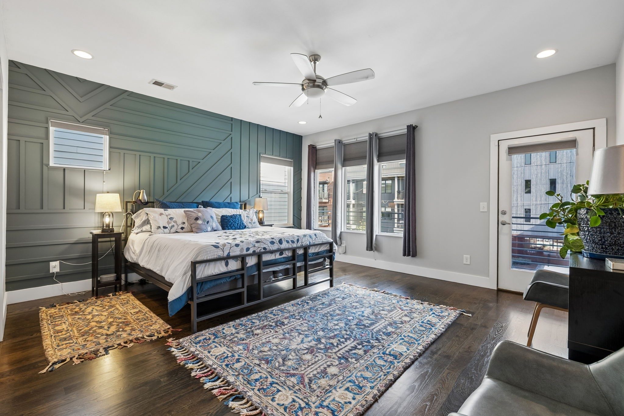 606 Hume St Unit: A
