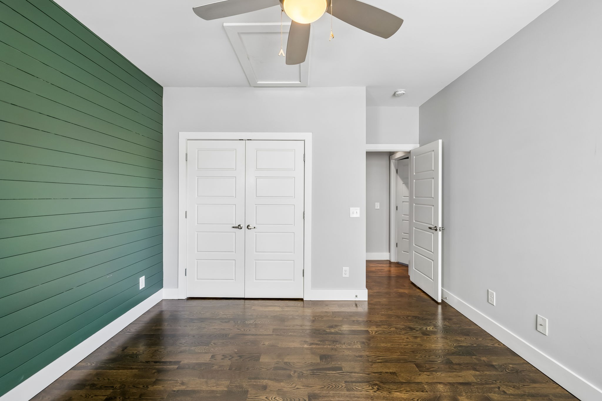606 Hume St Unit: A